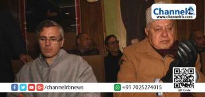 Read more about the article ജമ്മു കാശ്മീരില്‍ വീട്ടുതടങ്കലില്‍ കഴിയുന്ന ഫറൂഖ് അബ്ദുള്ളയെയും ഒമറിനെയും സന്ദര്‍ശിക്കാന്‍ നേതാക്കള്‍ക്ക് അനുമതി