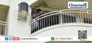 Read more about the article മരട് ഫ്ളാറ്റ്: പൊളിക്കല്‍ നടപടികള്‍ തുടങ്ങി; ആല്‍ഫാ വെഞ്ചേഴ്‌സ് കെട്ടിടത്തില്‍ തൊഴിലാളികള്‍ പൊളിക്കുന്നതിന് മുന്‍പുള്ള പൂജകള്‍ നടത്തി