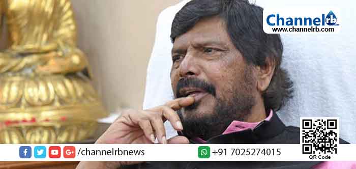 You are currently viewing ഇന്ത്യന്‍ ഭരണഘടന ലോകത്തിലെ ഏറ്റവും മികച്ചത്; ഭരണഘടനയെ വെറുക്കുന്നവര്‍ക്ക് രാജ്യം വിടാം: കേന്ദ്രമന്ത്രി രാംദാസ് അത്തേവാല