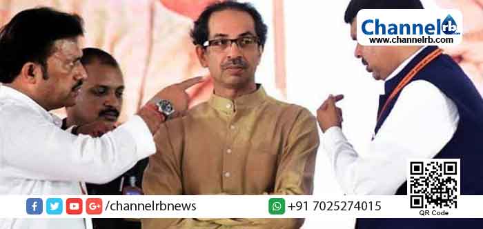 You are currently viewing മഹാരാഷ്ട്രയില്‍ ശിവസേനയെ പിളര്‍ത്താന്‍ ബി.ജെ.പി; മുഖ്യമന്ത്രി പദം പങ്കുവെയ്ക്കില്ലെന്ന് ഫട്നാവിസ്