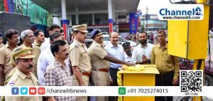 Read more about the article നഗരത്തിലെ ട്രാഫിക് സിഗ്നൽ സംവിധാനം നവീകരിച്ചു; ചെലവഴിച്ചത് 7 ലക്ഷം രൂപ; ജില്ലാ പോലീസ് മേധാവി ഉദ്ഘാടനം ചെയ്തു