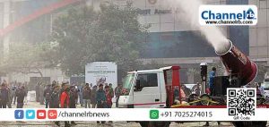 Read more about the article അന്തരീക്ഷ മലിനീകരണം രൂക്ഷമായ ഡല്‍ഹിയില്‍ പൊടിശല്യം; 5 ലക്ഷം ലിറ്റര്‍ വെള്ളം തളിച്ച് ഫയര്‍ഫോഴ്‌സ്‌