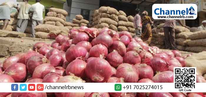 You are currently viewing സ്വര്‍ണ്ണത്തേക്കാള്‍ വിലയുമായി ഉള്ളി കുതിക്കുന്നു; ട്രക്കില്‍ കയറ്റിയയച്ച 40 ടണ്‍ സവാള കൊള്ളയടിച്ചു