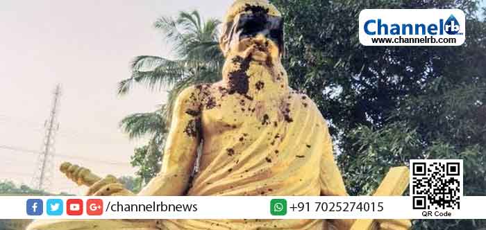 You are currently viewing തഞ്ചാവൂരിലെ തിരുവള്ളുവര്‍ പ്രതിമയില്‍ അജ്ഞാതർ ചാണകം തളിച്ചു; തമിഴ്‌നാട്ടില്‍ വൻ പ്രതിഷേധം;