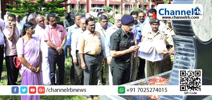 You are currently viewing ധീര ജവാന്മാരുടെ സ്മരണയില്‍ കാസർകോട് ജില്ലയില്‍ പതാക ദിനം ആചരിച്ചു