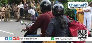 Read more about the article ഇരുചക്ര വാഹനങ്ങളില്‍ ഹെൽമറ്റില്ലെങ്കിൽ ഞായറാഴ്ച മുതൽ ഇരട്ടപ്പിഴ ; വൻ പരിശോധന, പിഴത്തുക അടയ്ക്കാത്തവര്‍ക്ക് വിലക്ക്