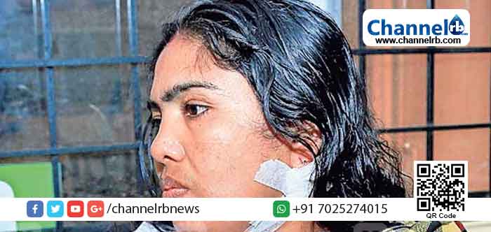 You are currently viewing കുടുംബശ്രീ യോഗം നടക്കുന്നതിനിടെ വീട്ടമ്മയ്ക്കും പെണ്മക്കള്‍ക്കും നേരെ അക്രമം