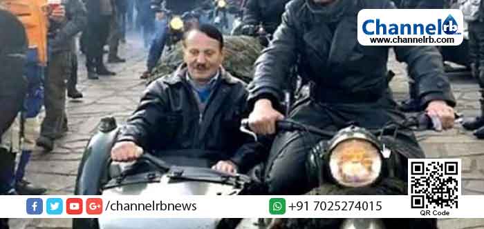 You are currently viewing ജര്‍മനിയില്‍ ഹിറ്റ്‌ലറുടെ വേഷത്തില്‍ മോട്ടോര്‍സൈക്കിള്‍ സവാരി; പ്രതികളെതേടി പോലീസ്