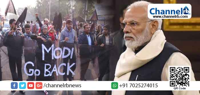 You are currently viewing പ്രതിഷേധങ്ങള്‍ക്കിടെ പ്രധാനമന്ത്രി കൊല്‍ക്കത്തയില്‍; മമത ബാനര്‍ജിയുമായി കൂടിക്കാഴ്ച നടത്തി