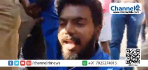 Read more about the article മനുഷ്യ മഹാശൃംഖല; കൊല്ലത്ത് വന്ദേമാതരം വിളിച്ച് യുവാവ് ആത്മഹത്യക്ക് ശ്രമിച്ചു