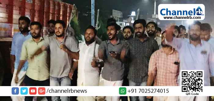 You are currently viewing കണ്ണൻ  ഗോപിനാഥിനെ  യു.പി  പോലീസ് അറസ്റ്റ്  ചെയ്തതിൽ  പ്രതിഷേധിച്ച്  പ്രകടനവുമായി എം.എസ്.എഫ്