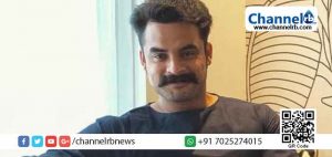 Read more about the article നിലവിൽ ആന്തരിക രക്തസ്രാവമില്ല; ആരോഗ്യനില മെച്ചപ്പെട്ടു,വയറിനേറ്റ ഇടി ടോവിനോ കാര്യമായി എടുത്തില്ലെന്ന് പേഴ്സണൽ ട്രെയിനർ