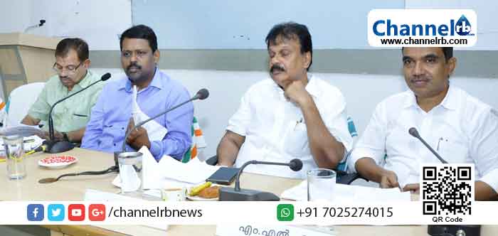 You are currently viewing ജില്ലാ വികസന സമിതി യോഗം: കാസര്‍കോട് ജില്ലയിലെ അക്കേഷ്യ മരങ്ങള്‍ പൂര്‍ണ്ണമായി  മുറിച്ചുമാറ്റാന്‍ നിര്‍ദ്ദേശം