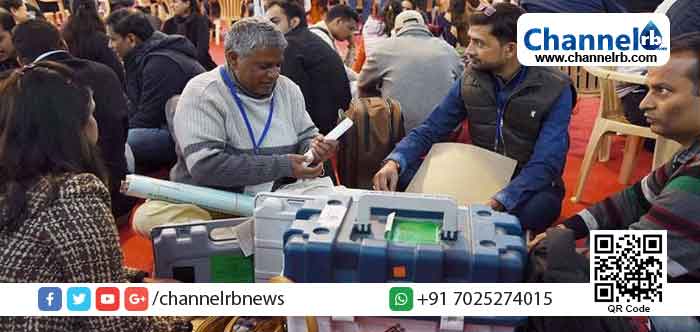 You are currently viewing ഡൽഹി: വോട്ടെടുപ്പ് ആരംഭിച്ചു; ശക്തമായ മത്സരം; എല്ലാ കണ്ണുകളും രാജ്യ തലസ്ഥാനത്തേക്ക്