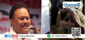 Read more about the article ആദിവാസി ബാലനെക്കൊണ്ട് ചെരുപ്പഴിപ്പിച്ച് വനംമന്ത്രി; പ്രതിഷേധം വ്യാപകമാകുന്നു