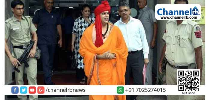 You are currently viewing ഓം ​ന​മഃ ശി​വാ​യ മ​ന്ത്രം ജ​പി​ച്ചു​കൊ​ണ്ടു ശ​രീ​ര​ത്തി​ല്‍ ചാ​ണ​കം തേ​ച്ചാ​ല്‍ കൊറോണ  വൈ​റ​സ് ബാ​ധ തടയാം; ഒറ്റമൂലിയുമായി ഹിന്ദുമഹാസഭ