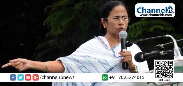 You are currently viewing ബി.ജെ.പി പ്രവര്‍ത്തകര്‍ വീടുകളില്‍ക്കയറി ജനങ്ങളോട് രേഖകൾ ആവശ്യപ്പെടുന്നു; സര്‍ക്കാര്‍ അറിയാതെ വ്യക്തിഗത രേഖകള്‍ കൈമാറരുതെന്ന് മമത ബാനര്‍ജി