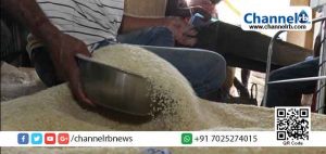 Read more about the article നീല,വെള്ള കാ​ർ​ഡുകള്‍ക്കുള്ള സ്‌പെഷ്യല്‍ അരി വിതരണം സംസ്ഥാന സര്‍ക്കാര്‍ നിര്‍ത്തി; തീരുമാനം ലോക് ഡൗണ്‍ ഇളവിന്‍റെ പശ്ചാത്തലത്തില്‍