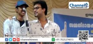 Read more about the article പ്രസംഗത്തിനിടെ സദസിൽ കൂവിയ വിദ്യാർത്ഥിയെ സ്റ്റേജിലേക്ക് വിളിച്ചുവരുത്തി മൈക്കിലൂടെ നാല് പ്രാവശ്യം കൂവിപ്പിച്ചു: നടന്‍ ടോവിനോ തോമസിനെതിരെ നടപടിയെടുക്കണമെന്ന് കെ.എസ്‍.യു