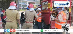 Read more about the article അണുവിമുക്തമാക്കുന്ന പ്രവര്‍ത്തനം മുതല്‍ റേഷന്‍ വാങ്ങി നല്‍കുന്നത് വരെ; കോവിഡ് കാലത്ത് കരുതലായി സിവില്‍ ഡിഫന്‍സ് ഫോഴ്സും