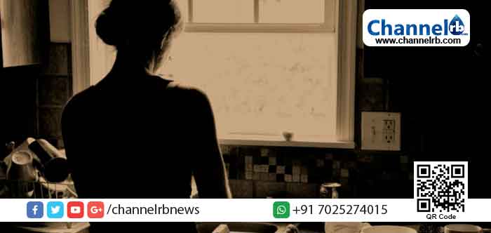 Read more about the article ലോക്ക്ഡൗണ്‍ പ്രഖ്യാപിച്ചത് മുതല്‍ ഭർത്താവ് കുളിക്കുന്നില്ല: ശുചിത്വമില്ലാതെ ലൈംഗിക ബന്ധത്തിന് നിര്‍ബന്ധിക്കുന്നുവെന്ന പരാതിയുമായി ഭാര്യ