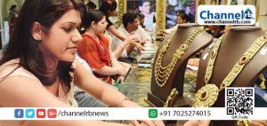 Read more about the article കൊവിഡ്: അമേരിക്ക ഉള്‍പ്പെടെയുള്ള രാജ്യങ്ങളുടെ സാമ്പത്തിക തകർച്ച; ഇന്ത്യയില്‍ സ്വർണ്ണ വില സർവ്വകാല റെക്കോ‍ർഡിൽ; പവന് 32800 രൂപ