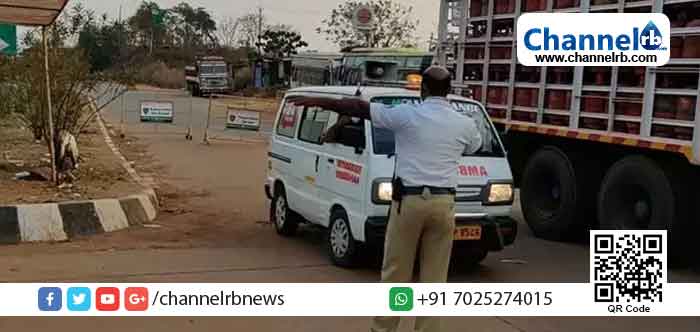 You are currently viewing നിലപാടില്‍ അയഞ്ഞ് കര്‍ണാടക സര്‍ക്കാര്‍; ചികിത്സയ്ക്ക് മംഗലാപുരത്തേക്ക് പോകാന്‍ അതിര്‍ത്തി തുറന്നുകൊടുക്കും