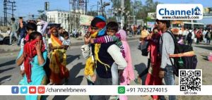 Read more about the article അതിഥി തൊഴിലാളികള്‍ക്ക് ഭക്ഷണവും സേവനവും നല്‍കാത്ത കരാറുകാര്‍ക്കെതിരെ കേസെടുക്കും