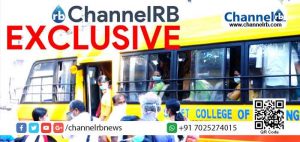 Read more about the article നമ്മോട് പറയും പരസ്‌പരം അകലം പാലിക്കണമെന്ന്; ആരോഗ്യ വകുപ്പ് ജീവനക്കാർ തിങ്ങി നിറഞ്ഞ് ഒരേ ബസ്സിൽ യാത്ര ചെയ്യും; സുരക്ഷയുടെ കാര്യത്തിൽ ഗുരുതര വീഴ്ച്ച