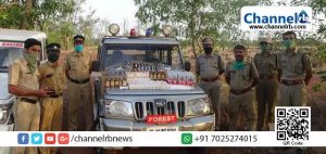 Read more about the article കാസര്‍കോട് വിദേശമദ്യവേട്ട; കർണ്ണാടകത്തിൽ നിന്ന് കടത്തിയ   മദ്യം പിടികൂടി