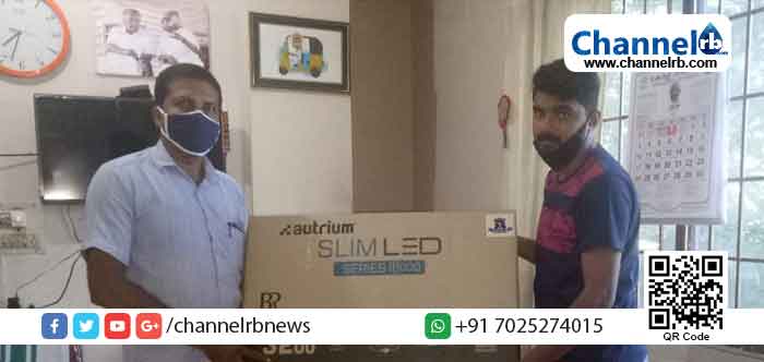 Read more about the article വിദ്യാർത്ഥികൾക്ക് ഓൺലൈൻ പഠനത്തിന് സഹായവുമായി ബോബി ഫാൻസ് ചാരിറ്റബിൾ ട്രസ്റ്റ്