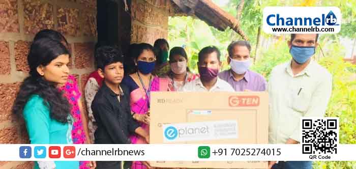 You are currently viewing ഓണ്‍ലൈന്‍ പഠന സൗകര്യമില്ലാത്ത വിദ്യാര്‍ത്ഥിക്ക് ടി.വി നല്‍കി അജാനൂര്‍ കുടുംബശ്രീ