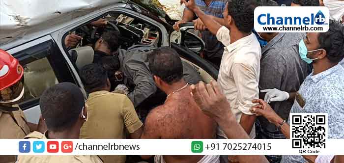 Read more about the article കാർ മരത്തിലിടിച്ച് വെള്ളക്കെട്ടിലേയ്ക്ക് മറിഞ്ഞു; സഹോദരങ്ങൾക്ക് ദാരുണാന്ത്യം; മൃതദേഹങ്ങൾ  പുറത്തെടുത്തത് ഫയർഫോഴ്സും നാട്ടുകാരും ചേർന്ന് വാഹനം വെട്ടിപ്പൊളിച്ച്