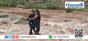 Read more about the article സെല്‍ഫി എടുക്കാനായി നദിയിലിറങ്ങി; വെള്ളം പൊങ്ങിയതോടെ നദിയുടെ നടുക്ക് പെട്ട് പെണ്‍കുട്ടികള്‍; ഒടുവില്‍ സംഭവിച്ചത്…