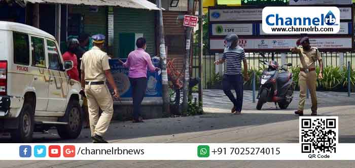 Read more about the article അമ്പതോളം ആളുകള്‍ക്ക് കോവിഡ് പോസിറ്റീവ്; ജില്ല വിടാന്‍ റാപ്പിഡ് റെസ്‌പോണ്‍സ് ടീമിനെ അറിയിക്കണം;  കോഴിക്കോട് ജില്ലയിലെ കൂടിച്ചേരലുകള്‍ക്ക് ശക്തമായ നിയന്ത്രണം ഏര്‍പ്പെടുത്തി ഭരണകൂടം