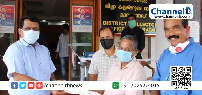 Read more about the article മകളുടെ വിവാഹത്തിന് നീക്കിവെച്ച തുക  ദുരിതാശ്വാസ നിധിയിലേക്ക് നല്‍കി; മഹാമാരിയും പേമാരിയും നാടിനെ നടുക്കുന്ന കാലത്ത് മാതൃകയായി പരപ്പ മുണ്ട്യാനത്തെ പി. കെ ബാലകൃഷ്ണന്‍