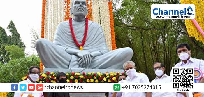 You are currently viewing ക്ഷേത്രങ്ങളില്‍ ശ്രീകോവിൽ പ്രവേശനം നടപ്പിലാക്കിയത് ഇടത് സർക്കാർ: മുഖ്യമന്ത്രി