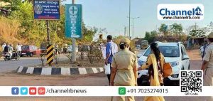 Read more about the article കർണാടകയിൽ നിന്നും കാസർകോട്ടേക്ക് പ്രവേശനം: അഞ്ച് അതിര്‍ത്തിറോഡുകളില്‍ ആന്റിജന്‍ടെസ്റ്റ് സൗകര്യം ഒരുക്കും; 12 പോയിന്റുകളില്‍ കോവിഡ് നെഗറ്റീവ് സര്‍ട്ടിഫിക്കറ്റ് ഹാജരാക്കണം