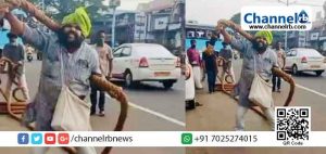 Read more about the article പൊരുതുന്ന കർഷക ജനതയ്ക്ക് നാടകിന്‍റെ ഐക്യദാർഢൃം; നാടകക്കാരും കർഷകർക്കൊപ്പം ; കാഞ്ഞങ്ങാട് പ്രകടനവും  നാടകാവതരണവും നടന്നു