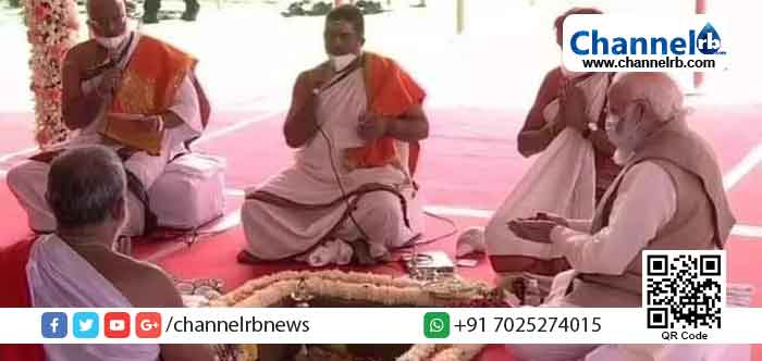 Read more about the article ഇത് മതേതര രാജ്യമായ ഇന്ത്യ; പാര്‍ലമെന്റ് കെട്ടിടം പണിയുമ്പോള്‍ എന്തിനാണ് ഹൈന്ദവ പൂജ?; തറക്കല്ലിടല്‍ ചടങ്ങിനെതിരെ സോഷ്യൽ മീഡിയയിൽ വിമര്‍ശനം ഉയരുന്നു