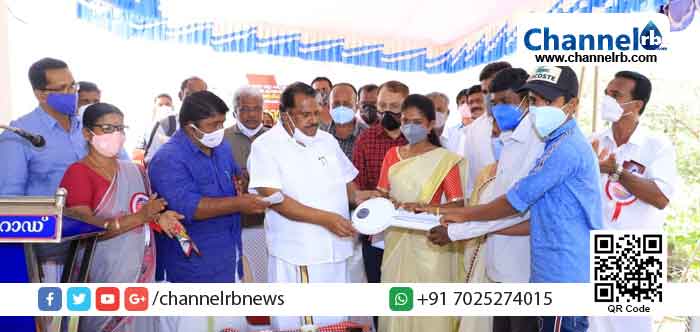 Read more about the article പുതുവര്‍ഷത്തില്‍ പുത്തന്‍ വീട്ടില്‍ ഹാപ്പിയാണ് ആര്യശ്രീ