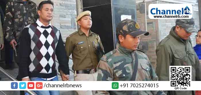 You are currently viewing സായുധ വിപ്ലവ സംഘടനകളെ പ്രോത്സാഹിപ്പിക്കുന്ന ലേഖനം; രാജ്യദ്രോഹക്കുറ്റം ചുമത്തി രണ്ട് മാധ്യമ പ്രവര്‍ത്തകരെ അറസ്റ്റ് ചെയ്തു