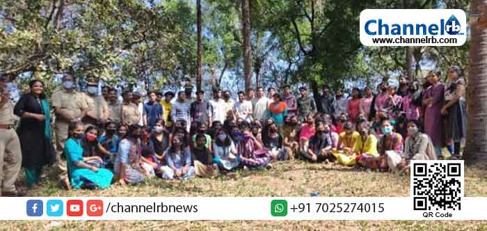 Read more about the article റോഡ് സുരക്ഷ 2021 മാസാചരണം; മാതൃകാ പ്രവര്‍ത്തനങ്ങളുമായി മോട്ടോർ വാഹന വകുപ്പും ഗവ. ആർട്സ് ആൻഡ് സയൻസ് കോളേജ് ഉദുമ എൻ.എസ്.എസ് യൂണിറ്റും