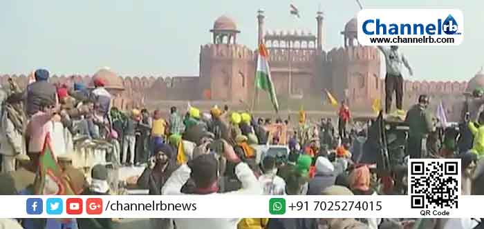 Read more about the article പടരുന്ന സമരാഗ്നി; ഡൽഹിയിലേക്ക് ഇരച്ചു കയറി കർഷകർ; ചെങ്കോട്ടയിൽ  പതാക ഉയര്‍ത്തി