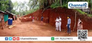 Read more about the article വനത്തിലൂടെ ആറ് കിലോമീറ്റർ ജീപ്പിലും 12 കിലോമീറ്ററോളം കാൽനടയായും യാത്ര; കരുതലിന്‍റെ  വേറിട്ട മുഖമായി കാറഡുക്ക കോവിഡ് ബാറ്റിൽ ടീം