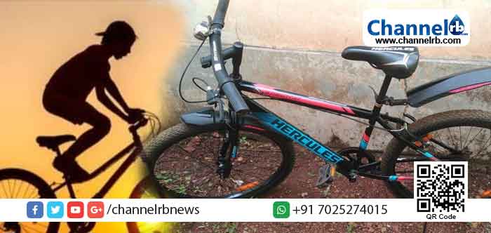 Read more about the article ഓൺലൈൻ പഠനത്തിന് സ്മാർട്ട് ഫോൺ ഇല്ല; തന്‍റെ പുത്തൻ സൈക്കിൾ വിൽക്കാനൊരുങ്ങി ഒരു വിദ്യാർത്ഥി