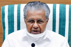 Read more about the article ഇപ്പോഴത്തെ രീതിയില്‍ ഒരാഴ്ച കൂടി തുടരണം; കൂടുതല്‍ ഇളവുകള്‍ ഇല്ല; ആരാധനാലയങ്ങള്‍ തുറക്കുന്നതും അടുത്ത ആഴ്ച്ച തീരുമാനിക്കാം; അവലോകന യോഗ തീരുമാനം അറിയാം