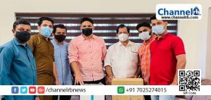 Read more about the article കോവിഡ് പ്രതിസന്ധിയിൽ കാസർകോടിന് അല്പം സ്വാന്തനം; സഹായഹസ്തവുമായി അടുക്കത്തുബയലിലെ കോളിയാട് കുടുംബവും ചെറുപ്പക്കാരുടെ കൂട്ടായ്മ യുണൈറ്റഡ് ബ്രോസും