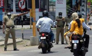 Read more about the article കോവിഡ് പെരുമാറ്റച്ചട്ട ലംഘനം: ജില്ലയിൽ ഇതുവരെ 22678 പേരെ അറസ്റ്റ് ചെയ്തു; മാസ്‌ക് ധരിക്കാത്ത് 951 പേര്‍ക്കെതിരെ കേസ്