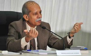 Read more about the article വർഷങ്ങൾക്ക് മുമ്പ് അമിത് ഷായെ സി.ബി.ഐ കസ്റ്റഡിയില്‍ വിട്ടതിലുള്ള പ്രതികാരം; ജസ്റ്റിസ് ഖുറേഷിയെ ഒഴിവാക്കി സുപ്രിംകോടതി കൊളീജിയം; ജഡ്ജിമാർക്കിടയിൽ പ്രതിഷേധം പുകയുമ്പോൾ